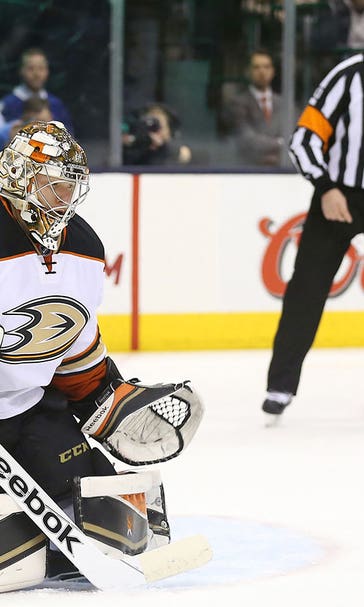 Kessel, Bernier help surging Leafs stop Ducks 6-2